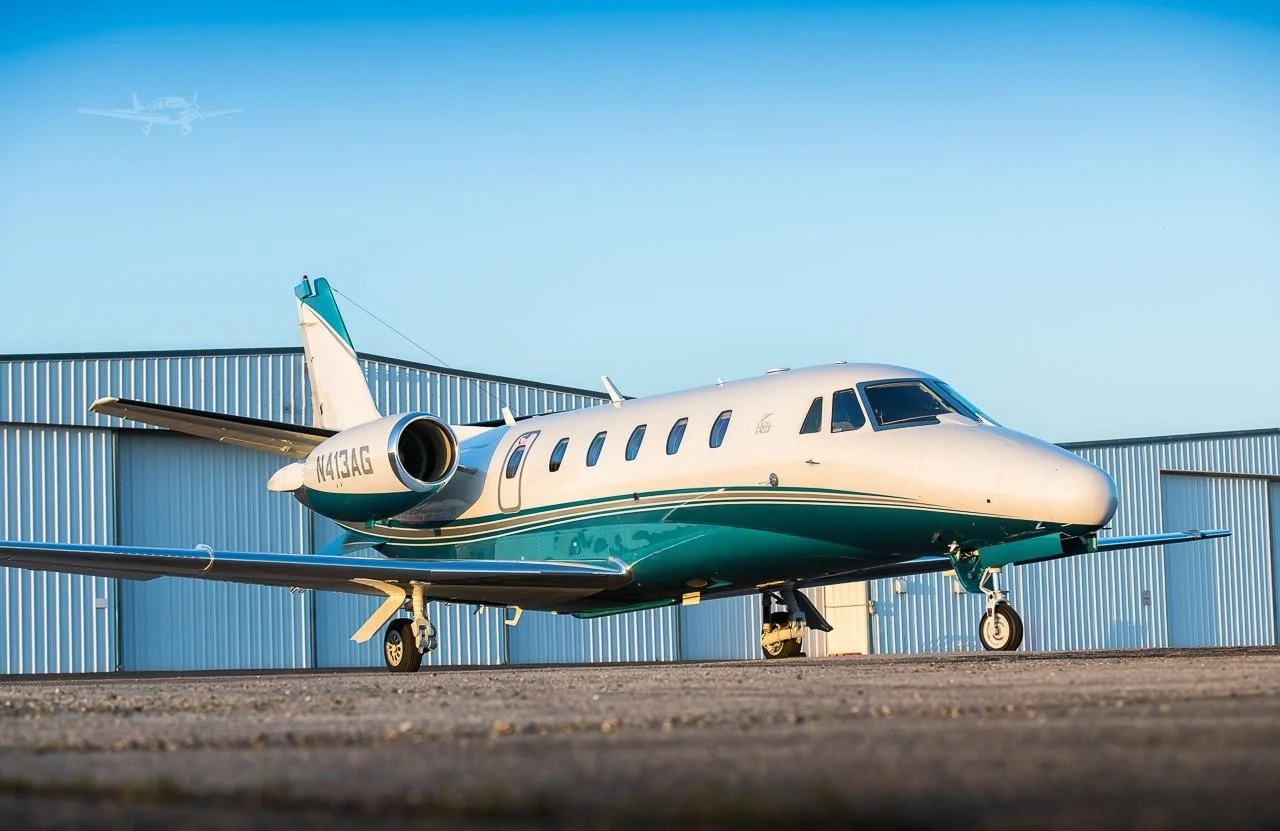 Image of tail N413AG