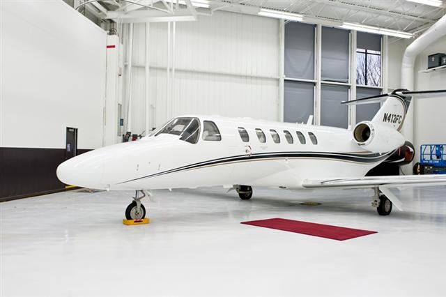 Image of tail N413FC