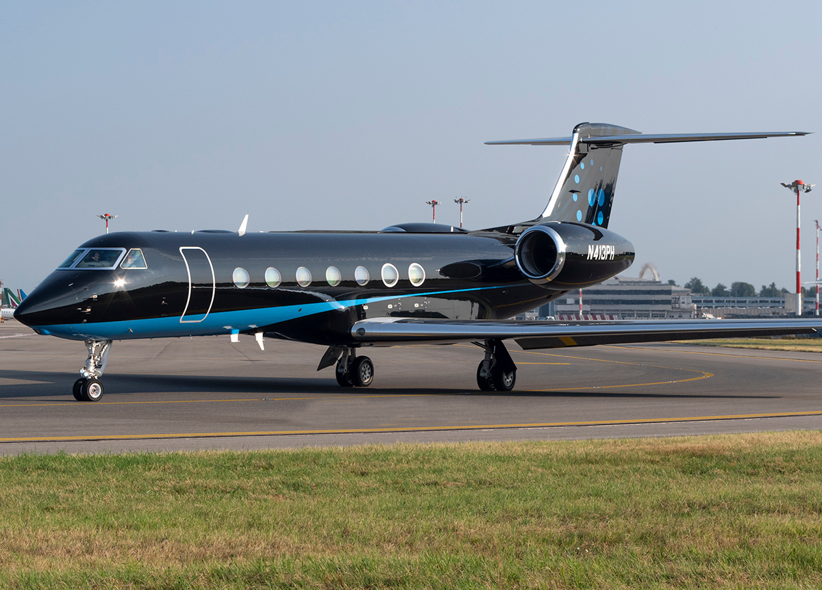 Image of tail N413PH