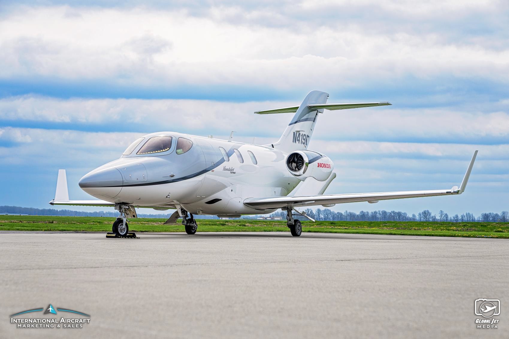 Image of tail N419DB