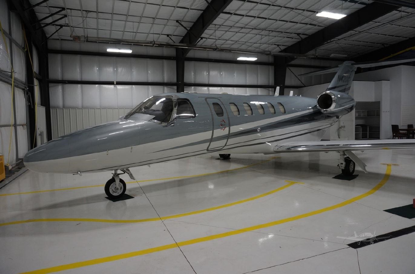 Image of tail N420CR