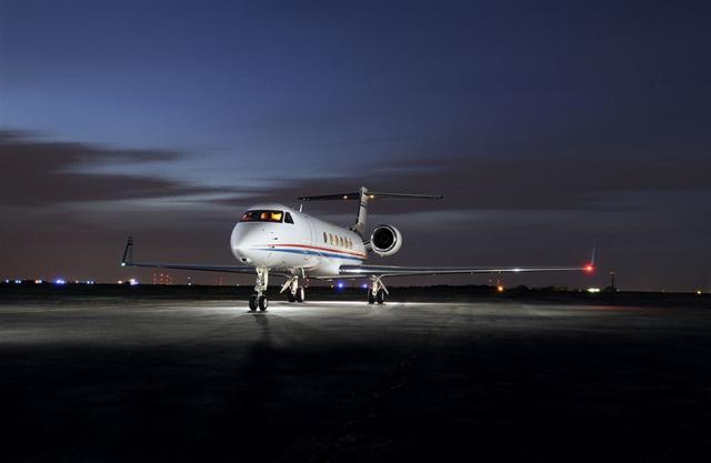 Image of tail N427HG