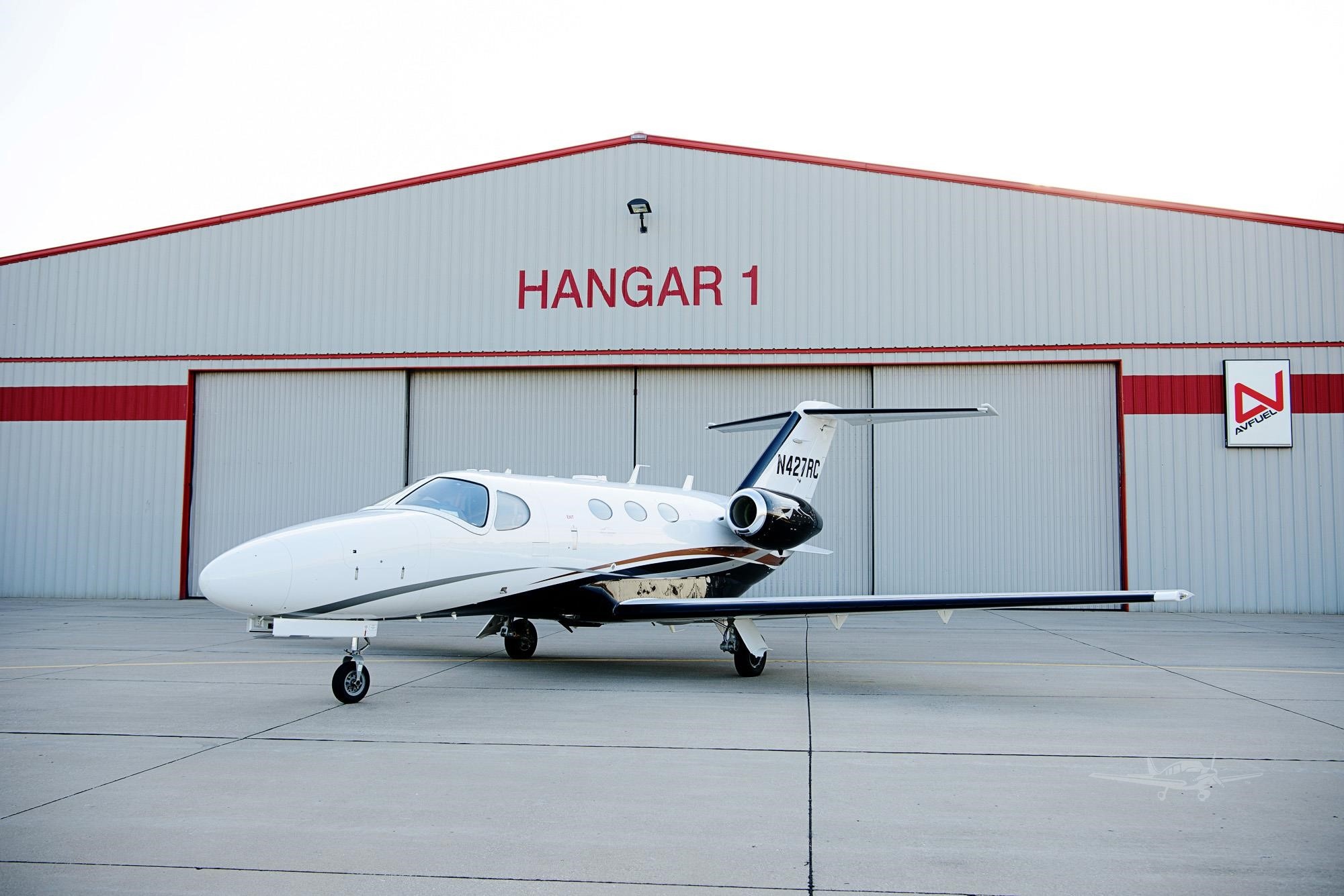 Image of tail N427RC