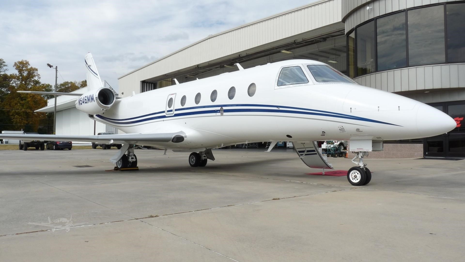 Image of tail N428CJ