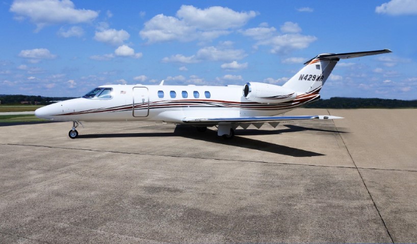 Image of tail N429MR