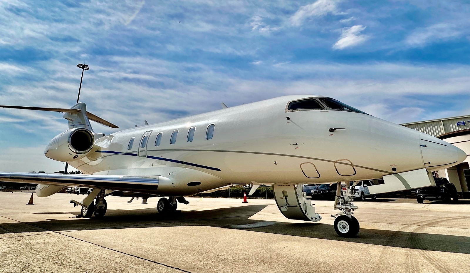 Image of tail N429RM