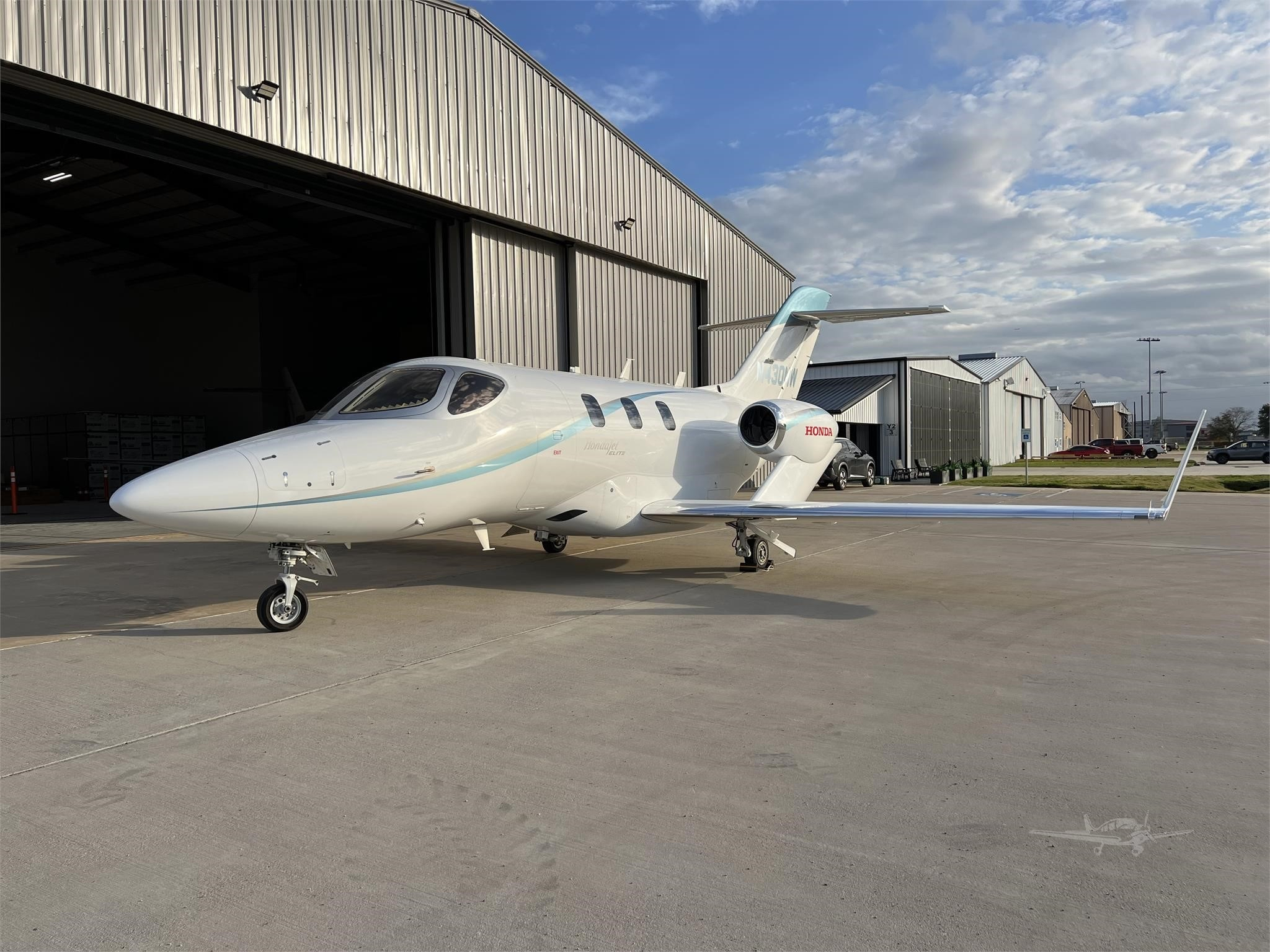 Image of tail N430NW