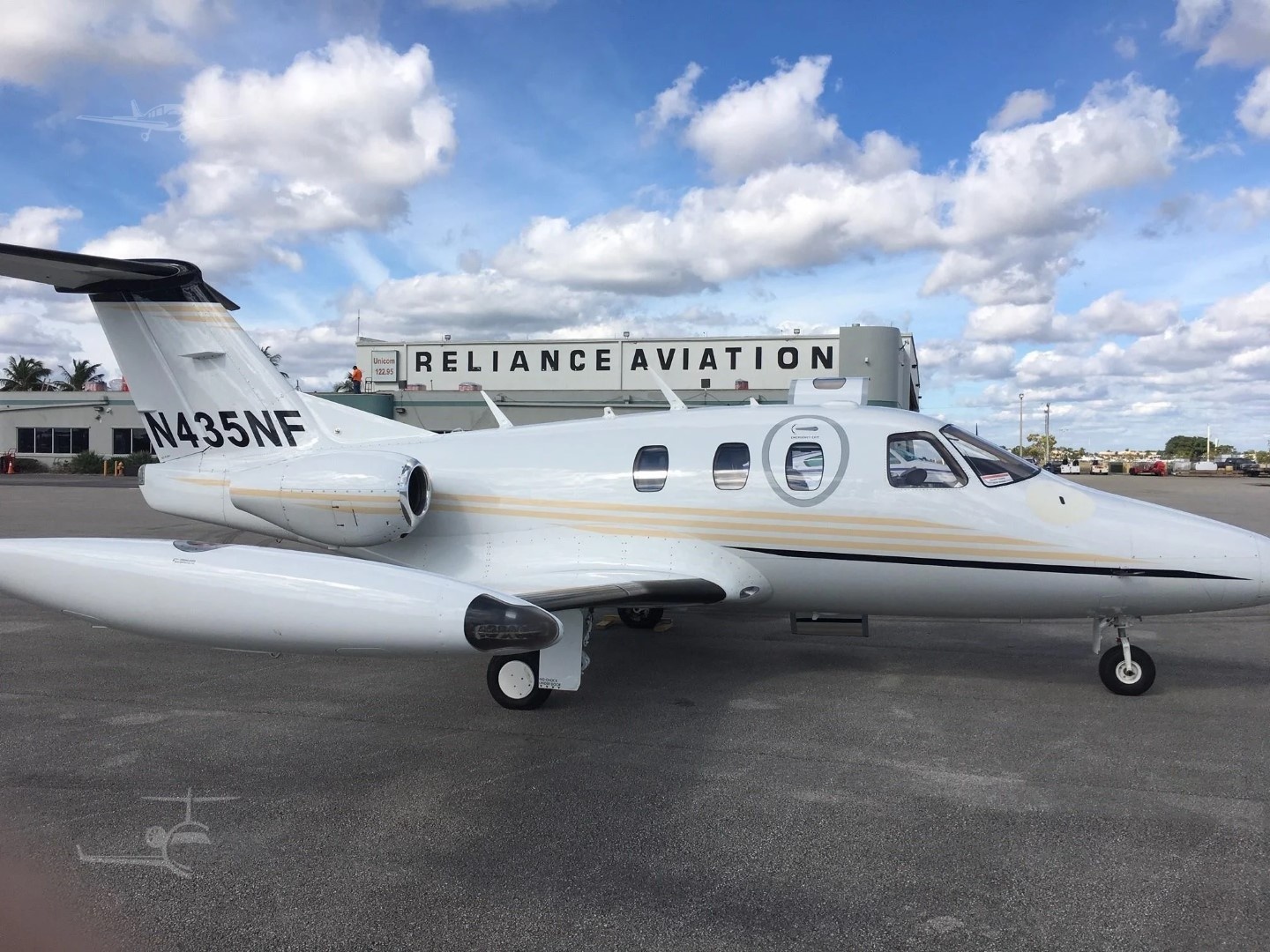 Image of tail N435NF