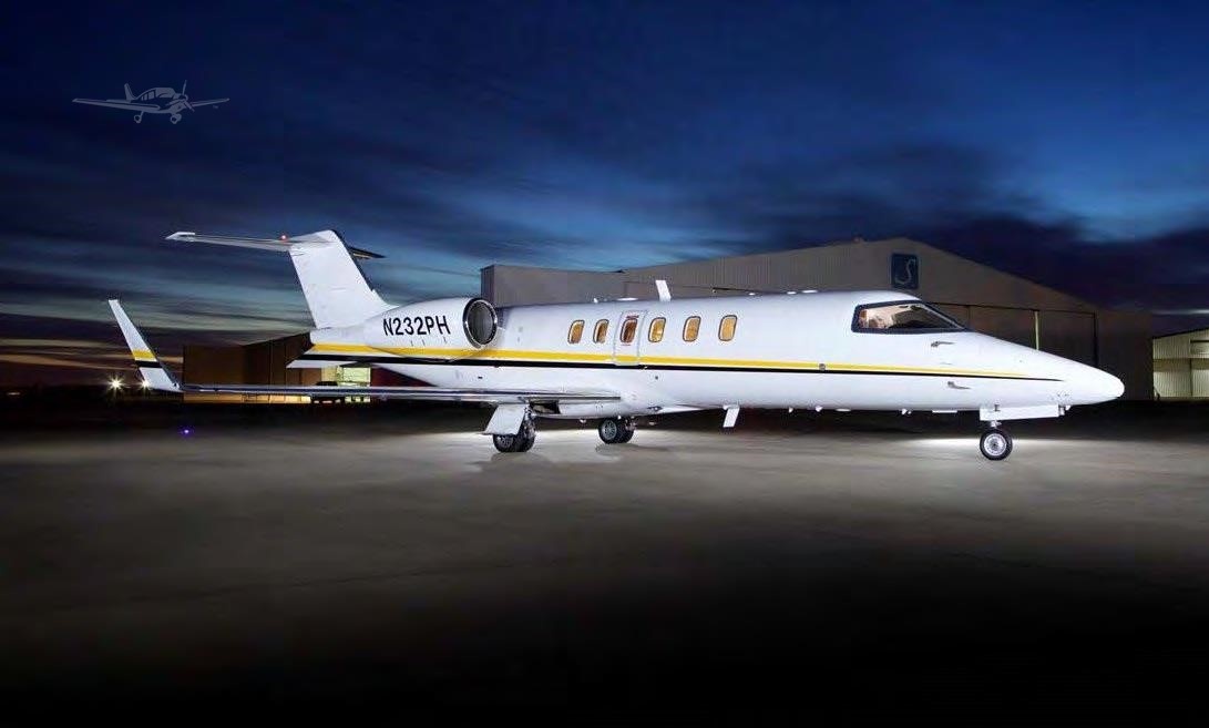 Image of tail N440JA