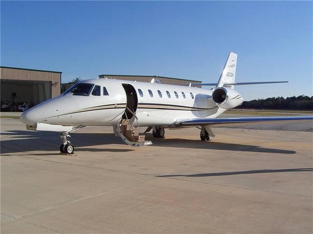 Image of tail N441GT