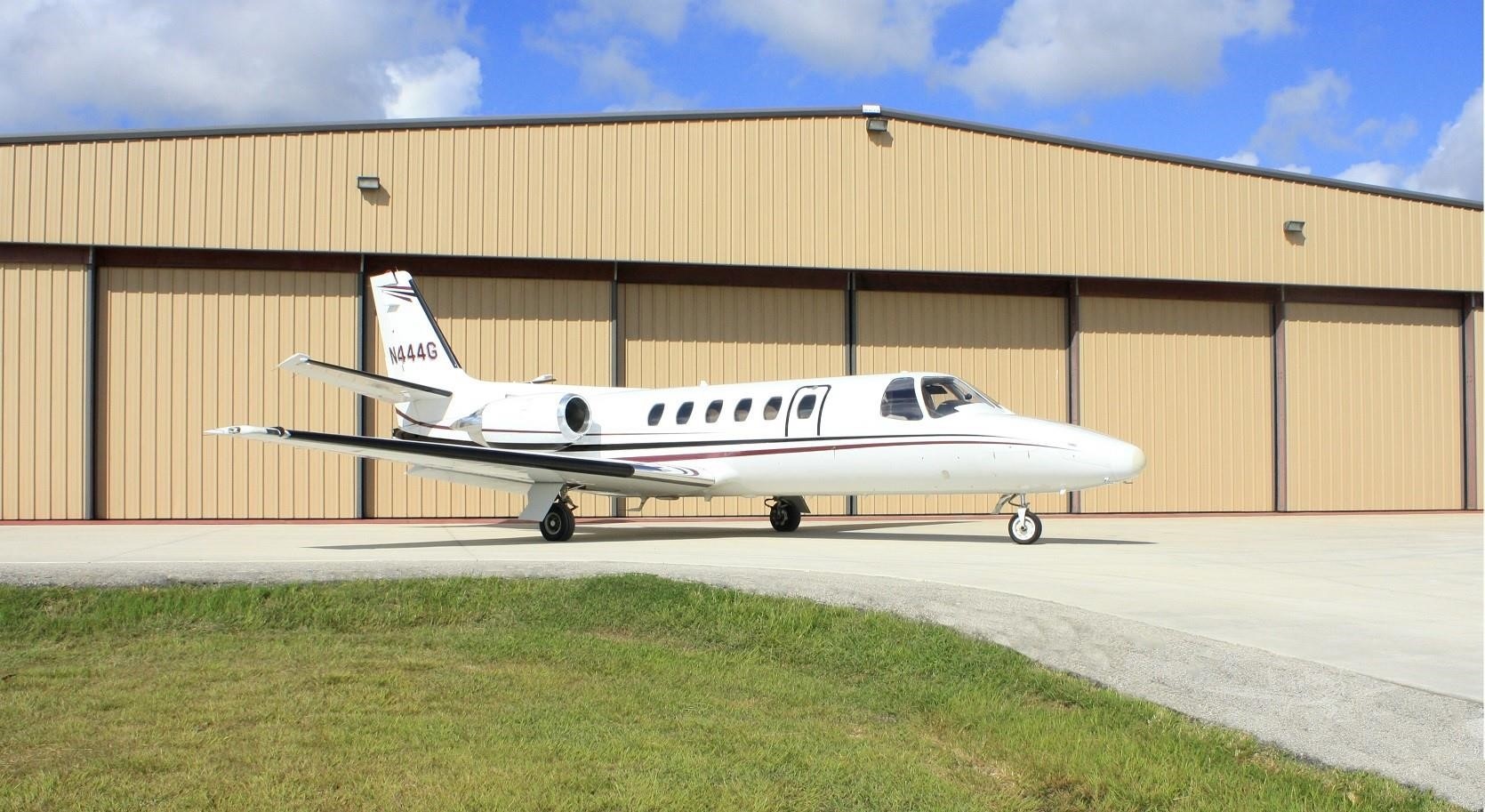 Image of tail N444G
