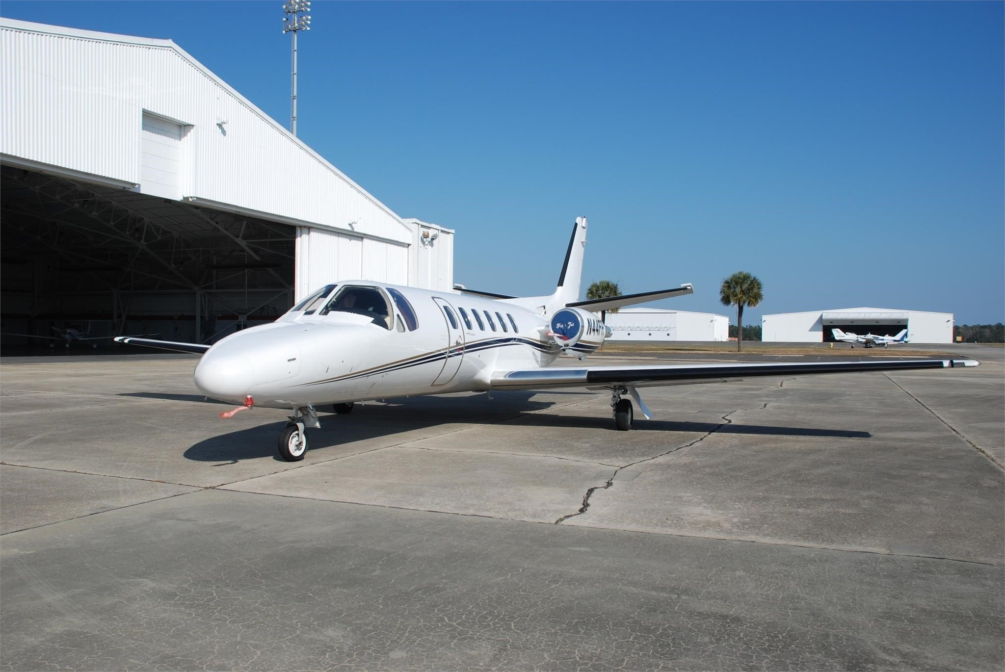 Image of tail N44FR