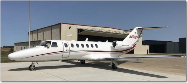 Image of tail N450BV