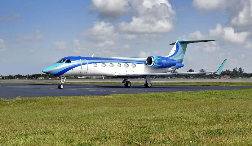 Image of tail N450JS