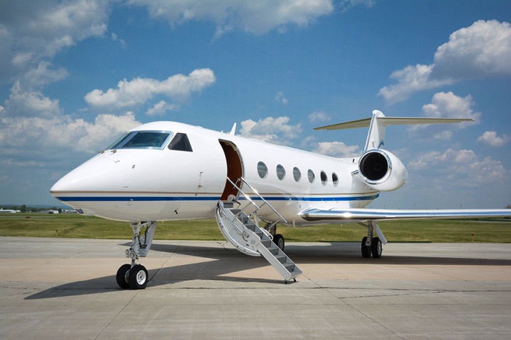 Image of tail N450WC