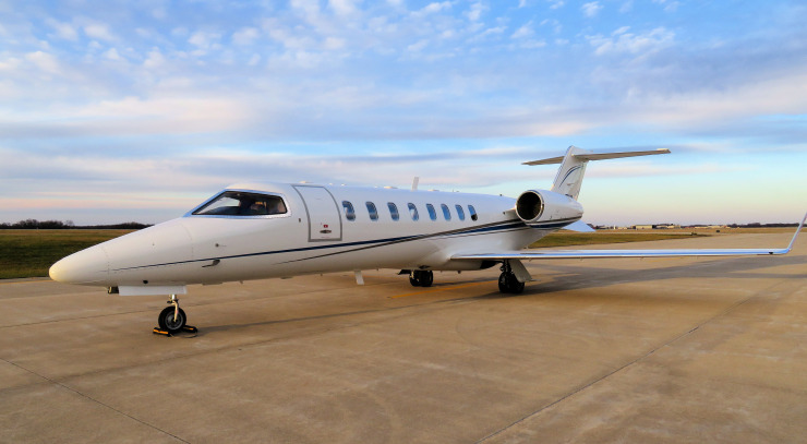 Image of tail N451N