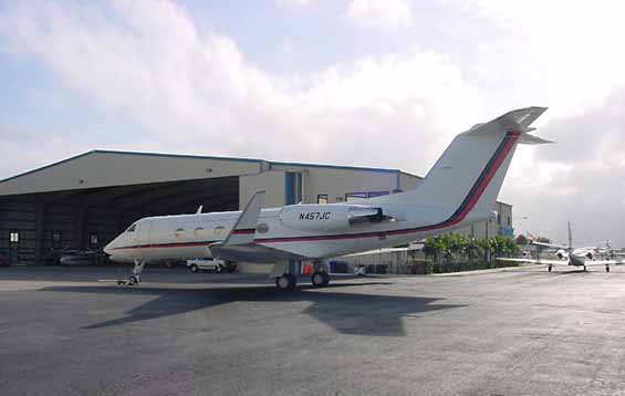 Image of tail N457J