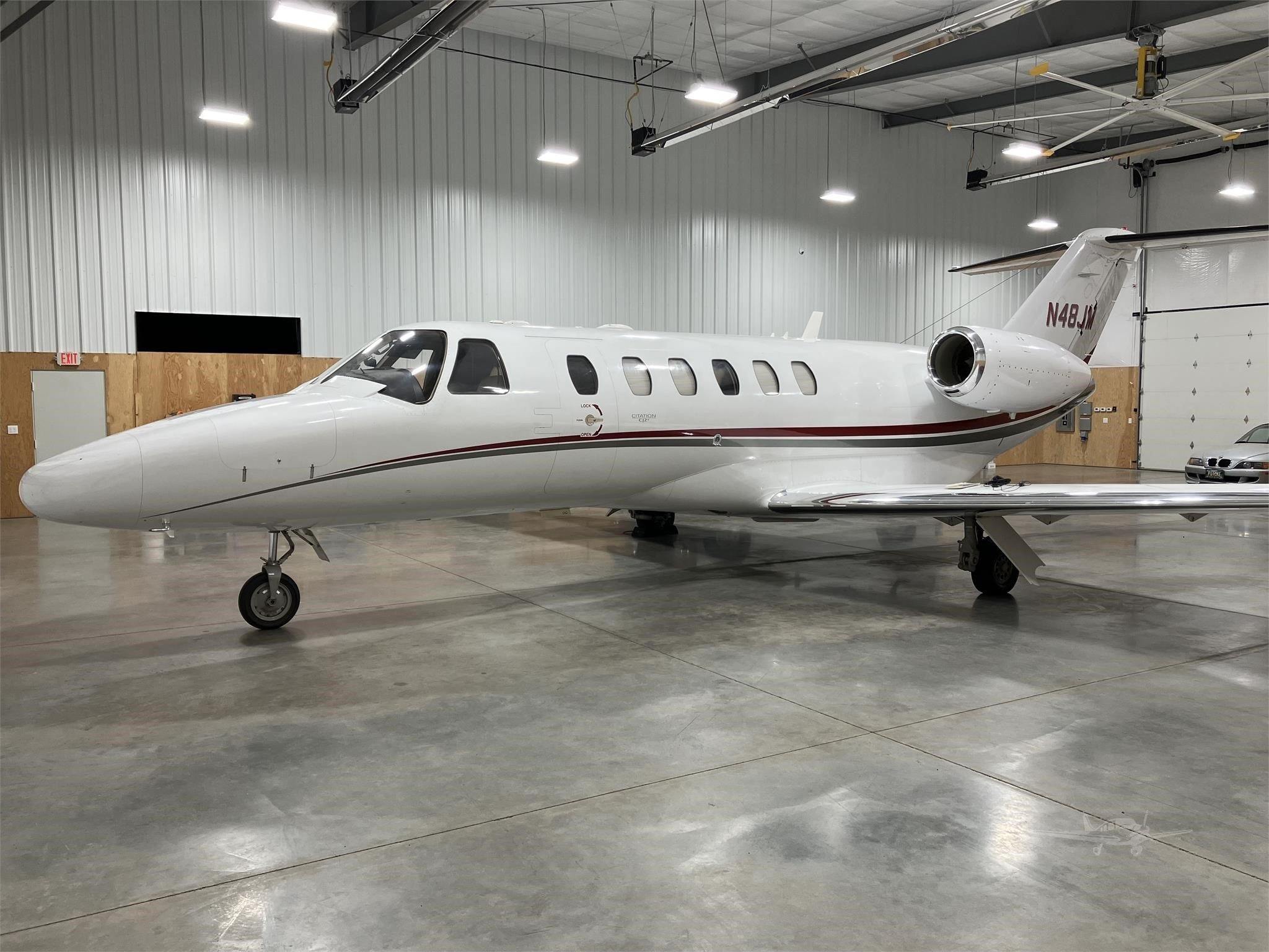 Image of tail N48JM
