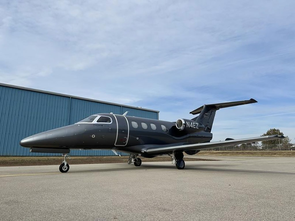 Image of tail N4EZ