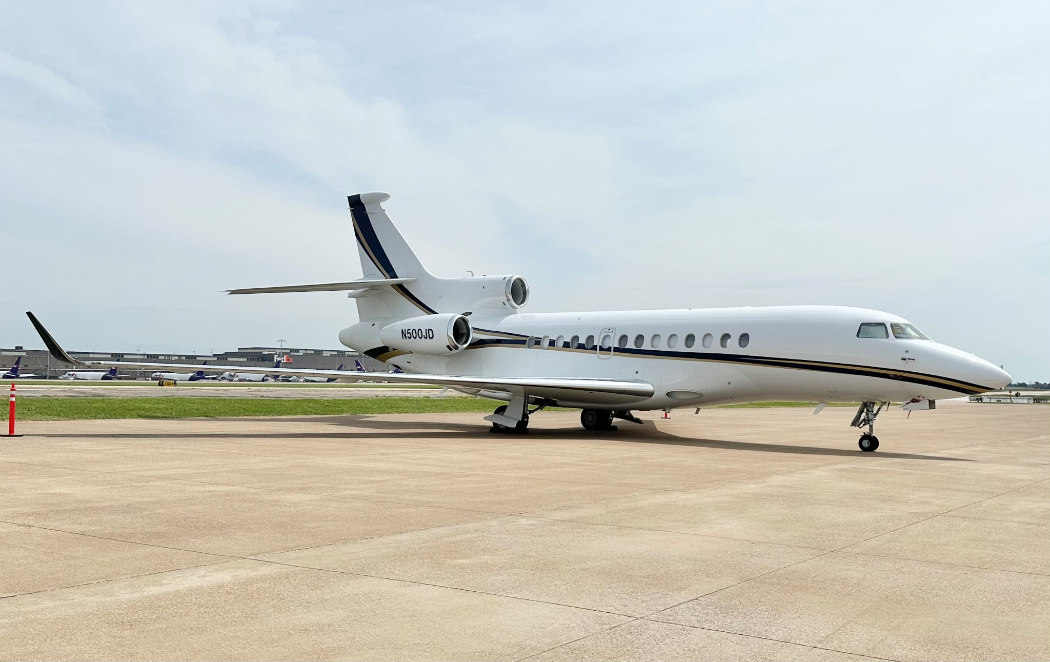 Image of tail N500JD