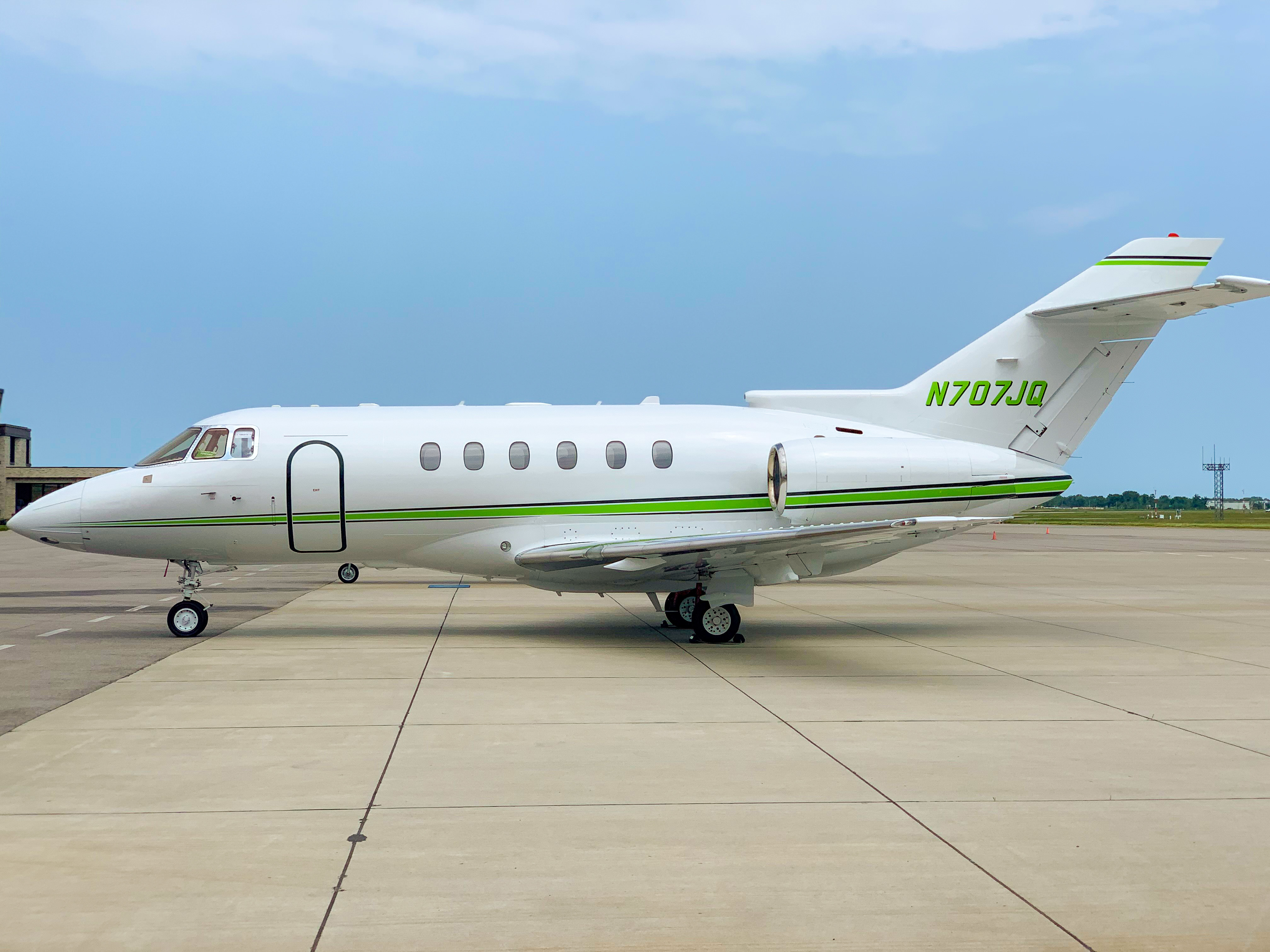 Image of tail N502RZ