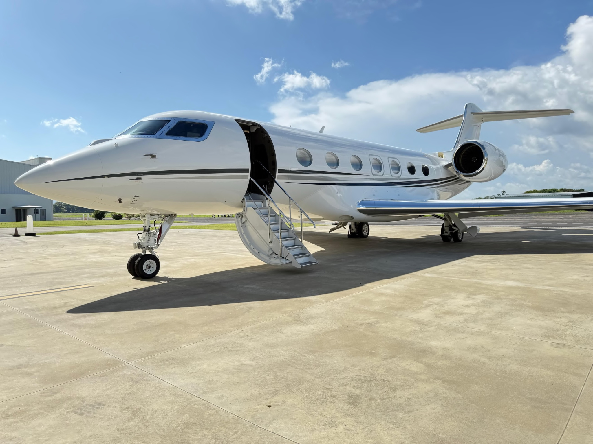 Image of tail N50PH