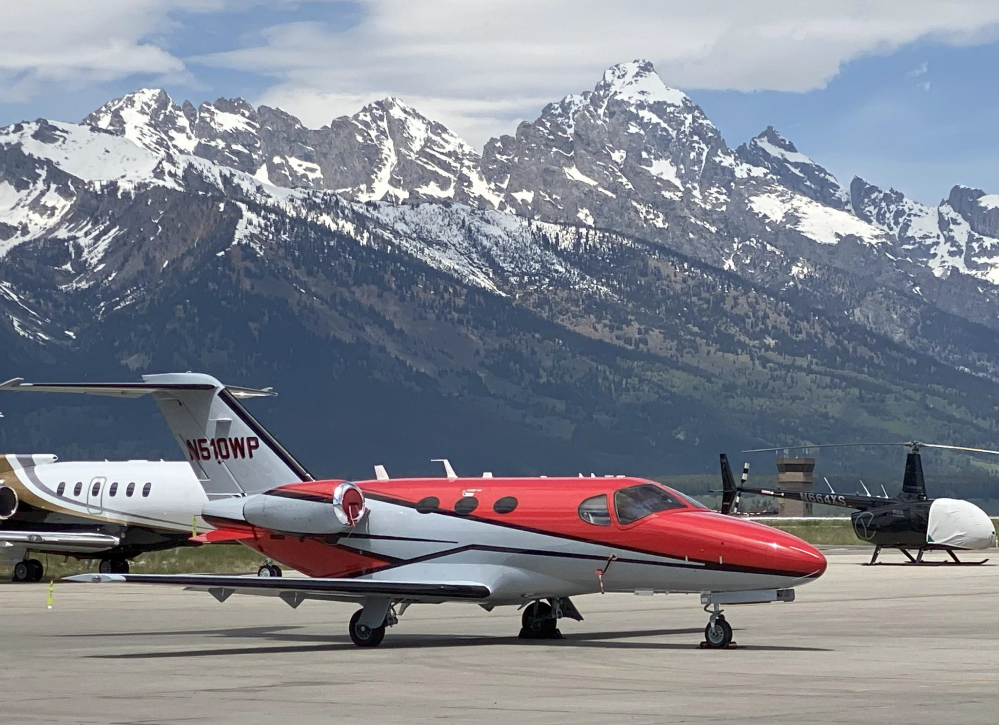 Image of tail N510WP