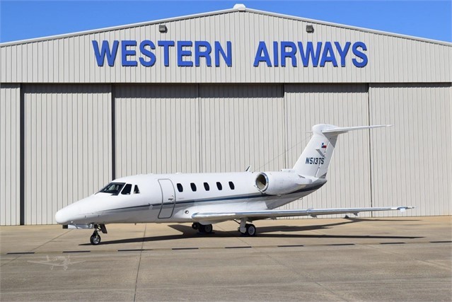 Image of tail N513TS