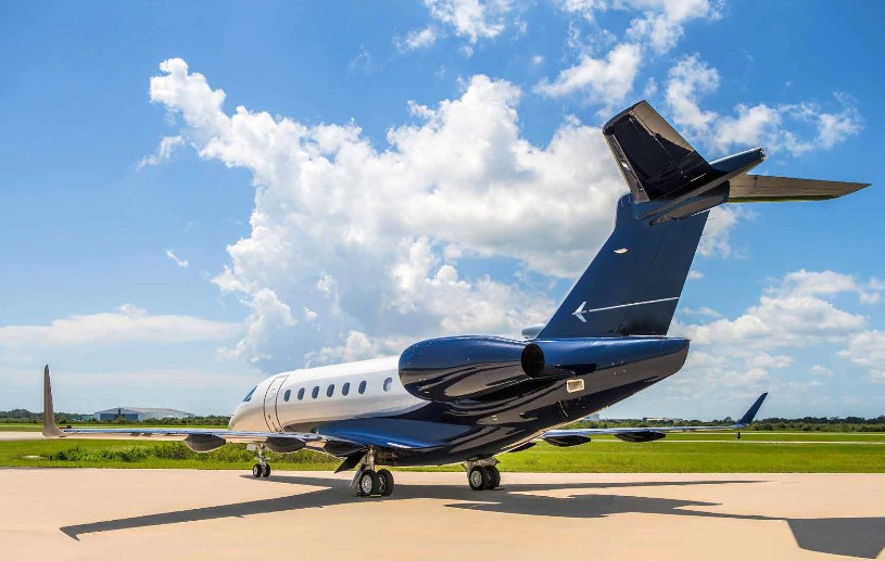 Image of tail N520FB