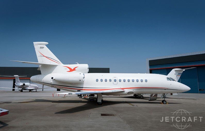Image of tail N521CL