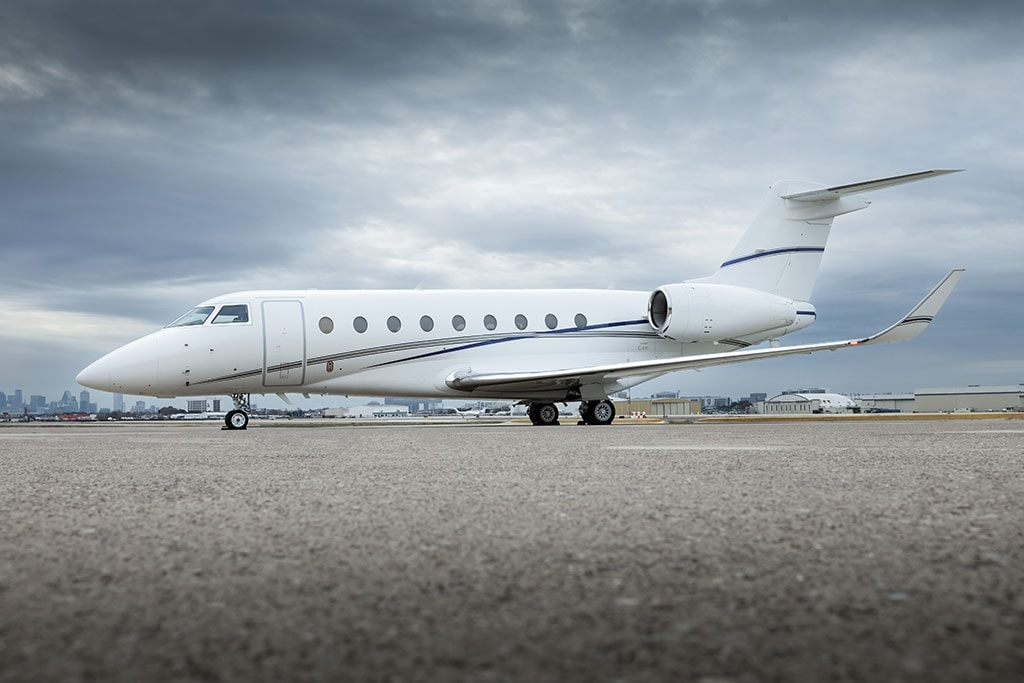 Image of tail N524LB