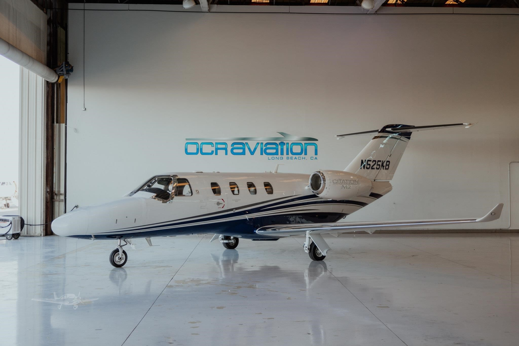 Image of tail N525KB