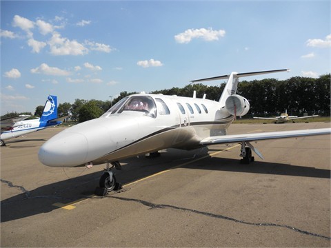 Image of tail N525KS