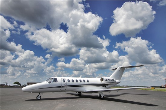 Image of tail N525MC