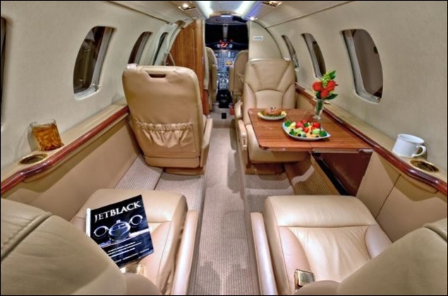 Aircraft Image for N525TF