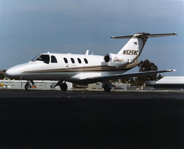 Image of tail N525WC