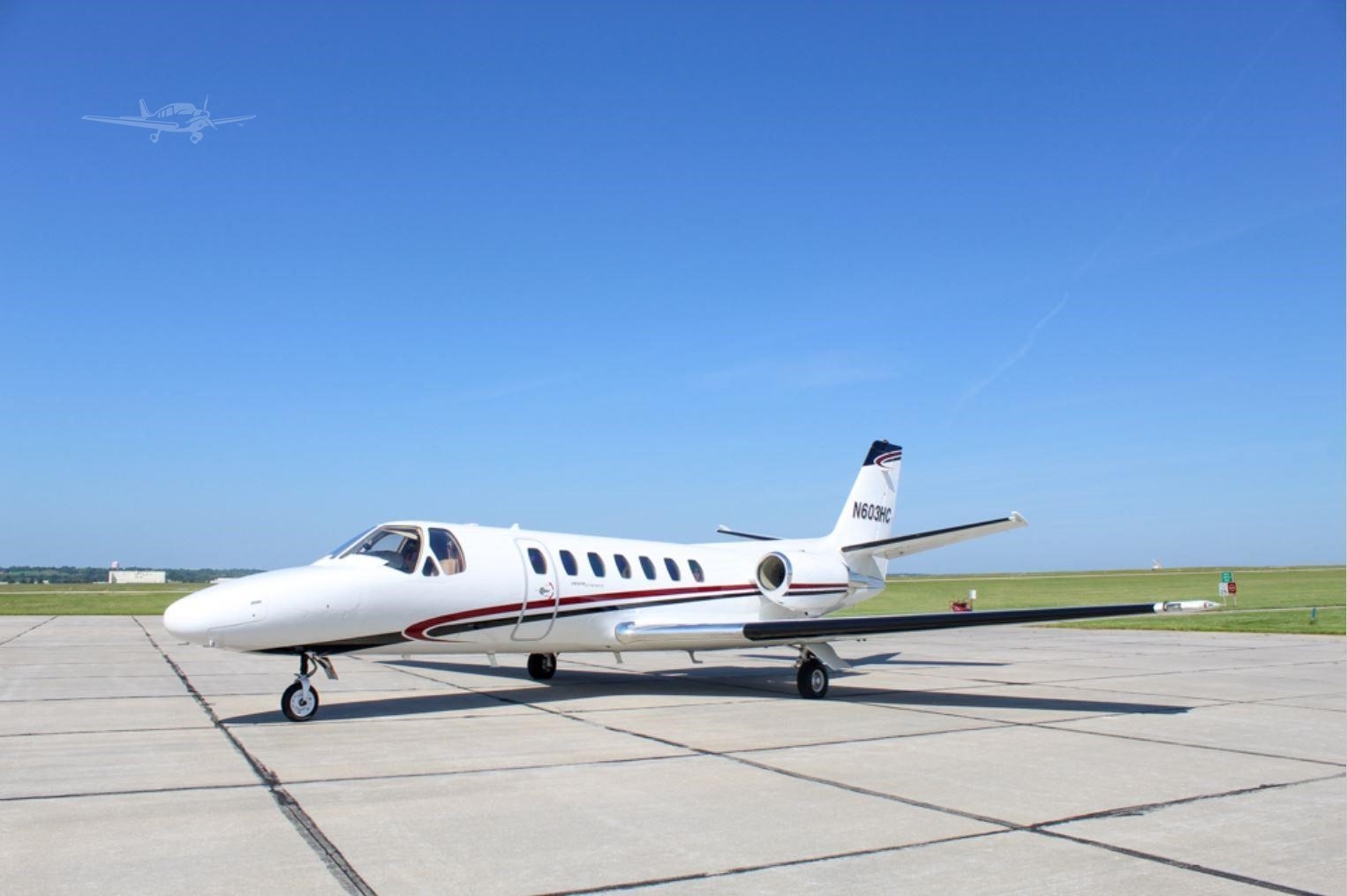 Image of tail N527RY