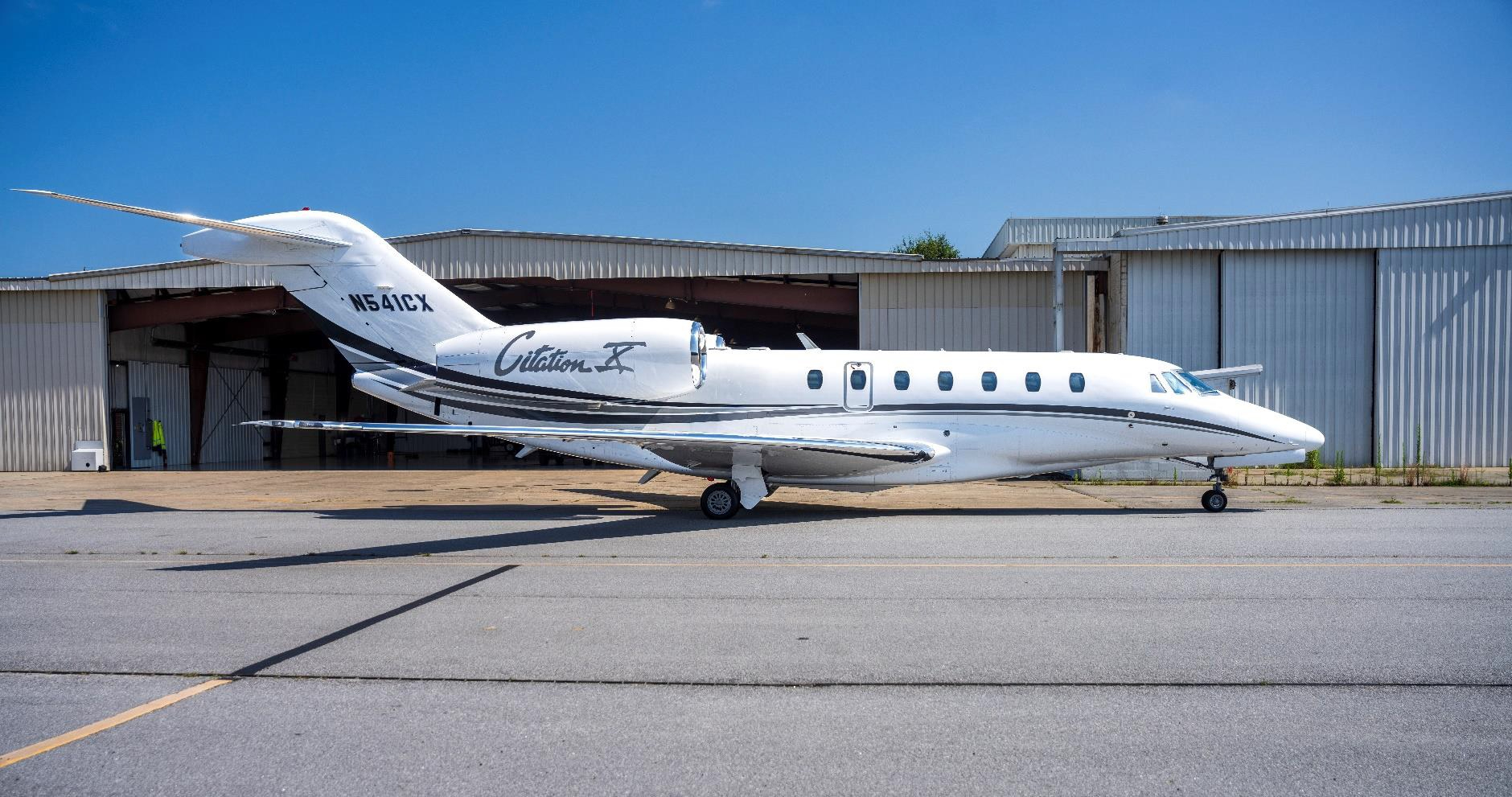 Image of tail N541CX