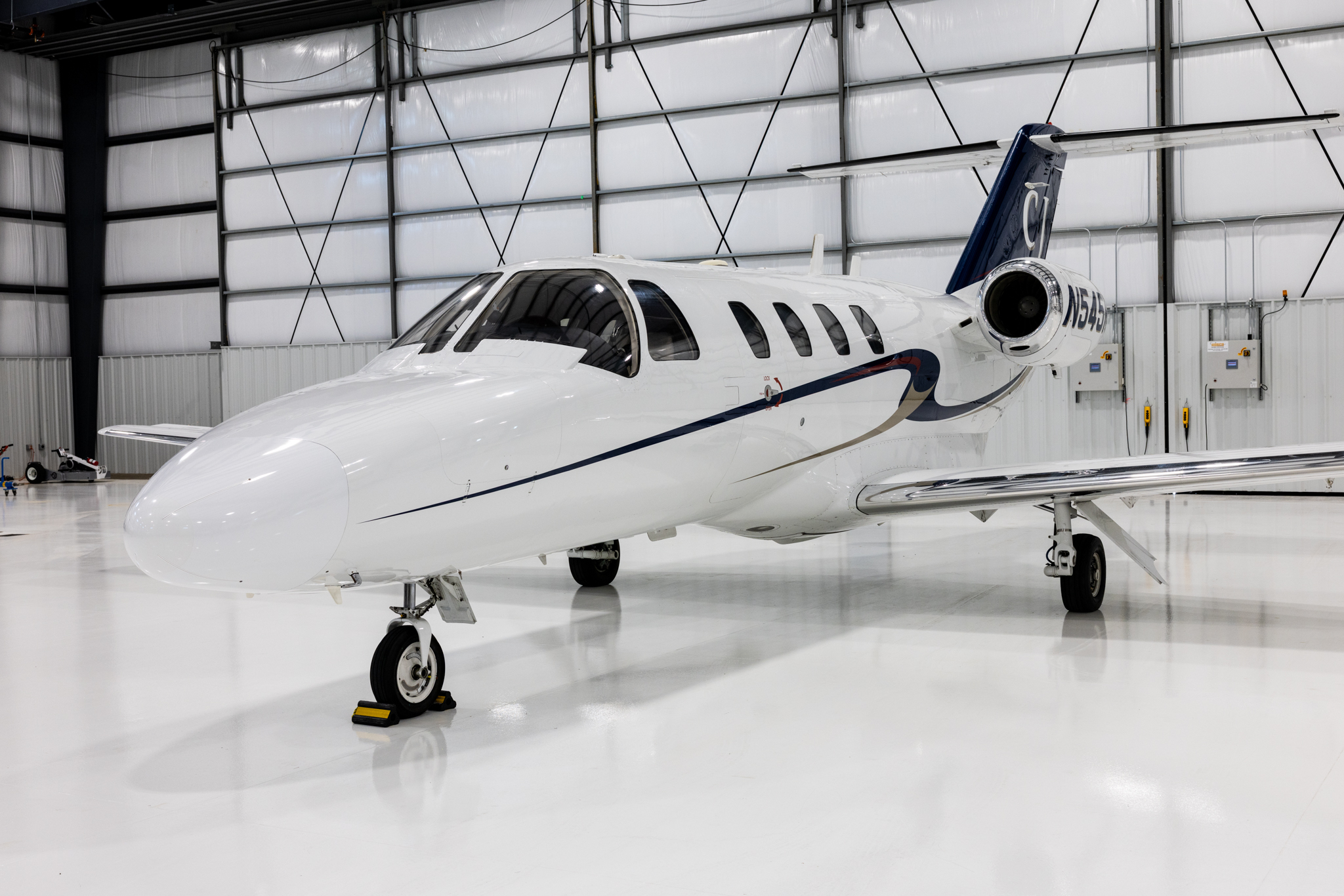 Image of tail N545RW