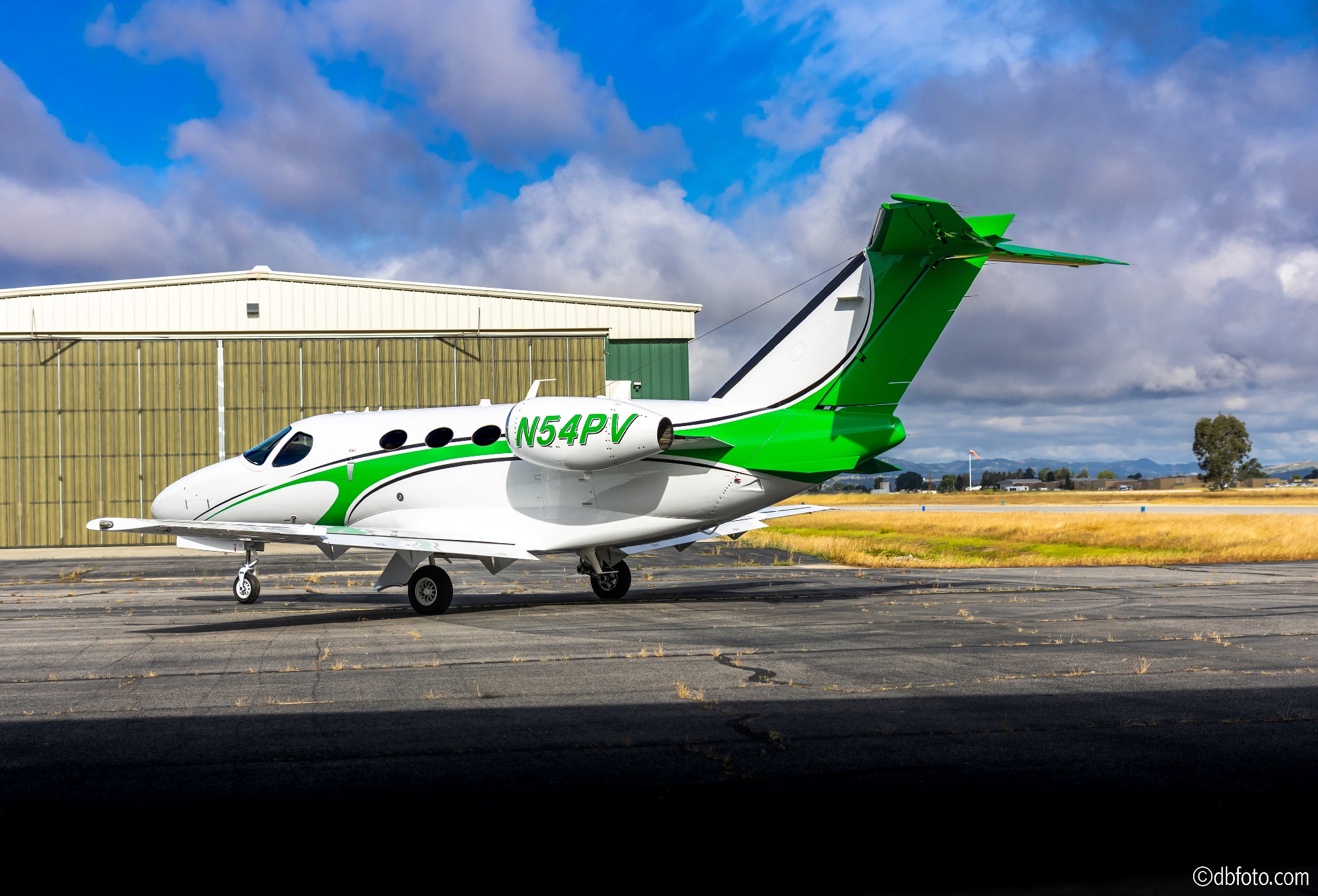 Image of tail N54PV