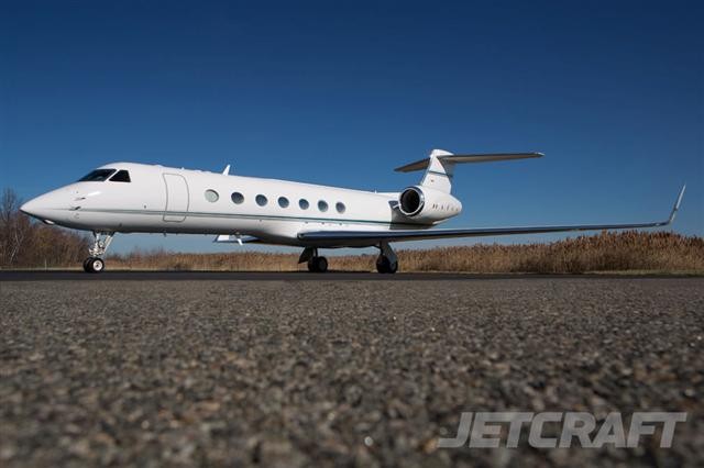 Image of tail N550AA