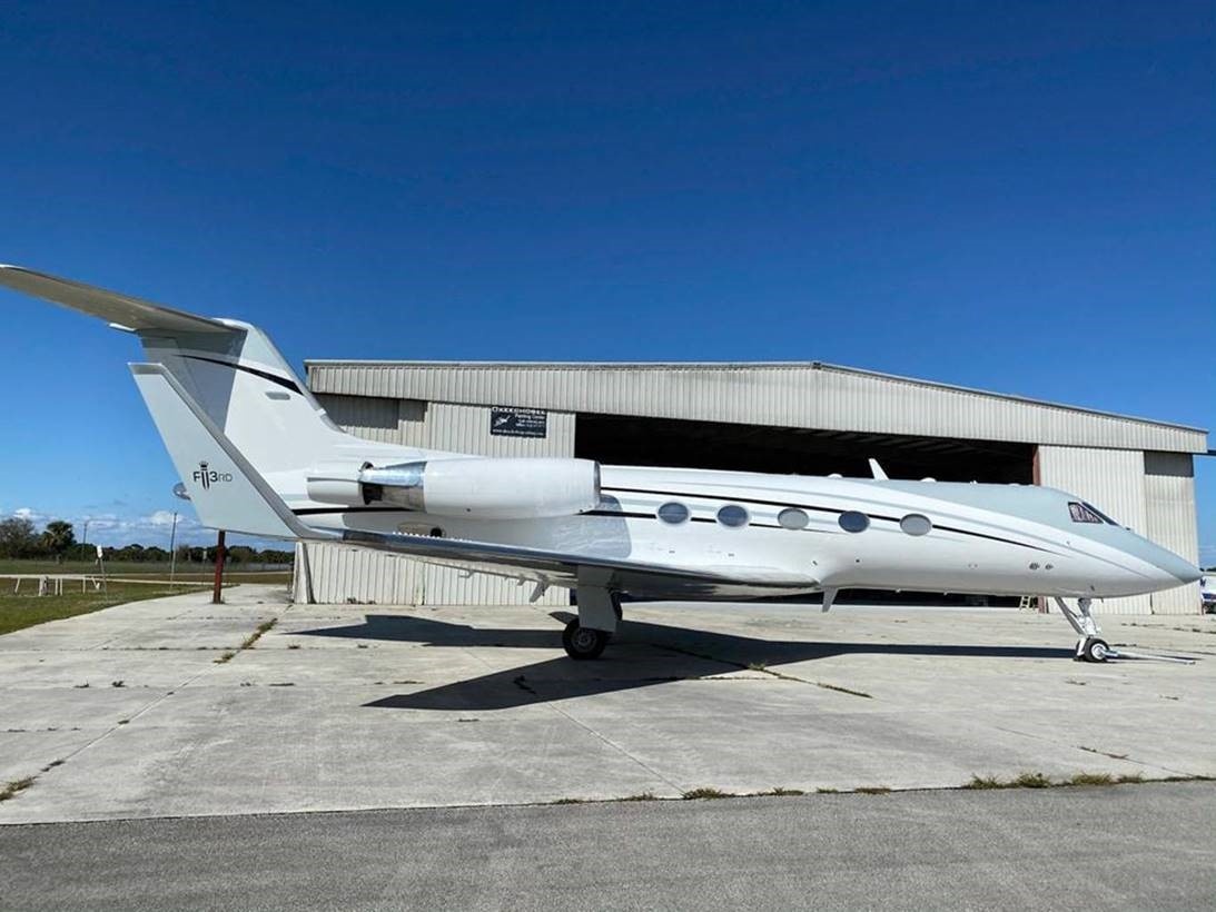 Image of tail N550JF