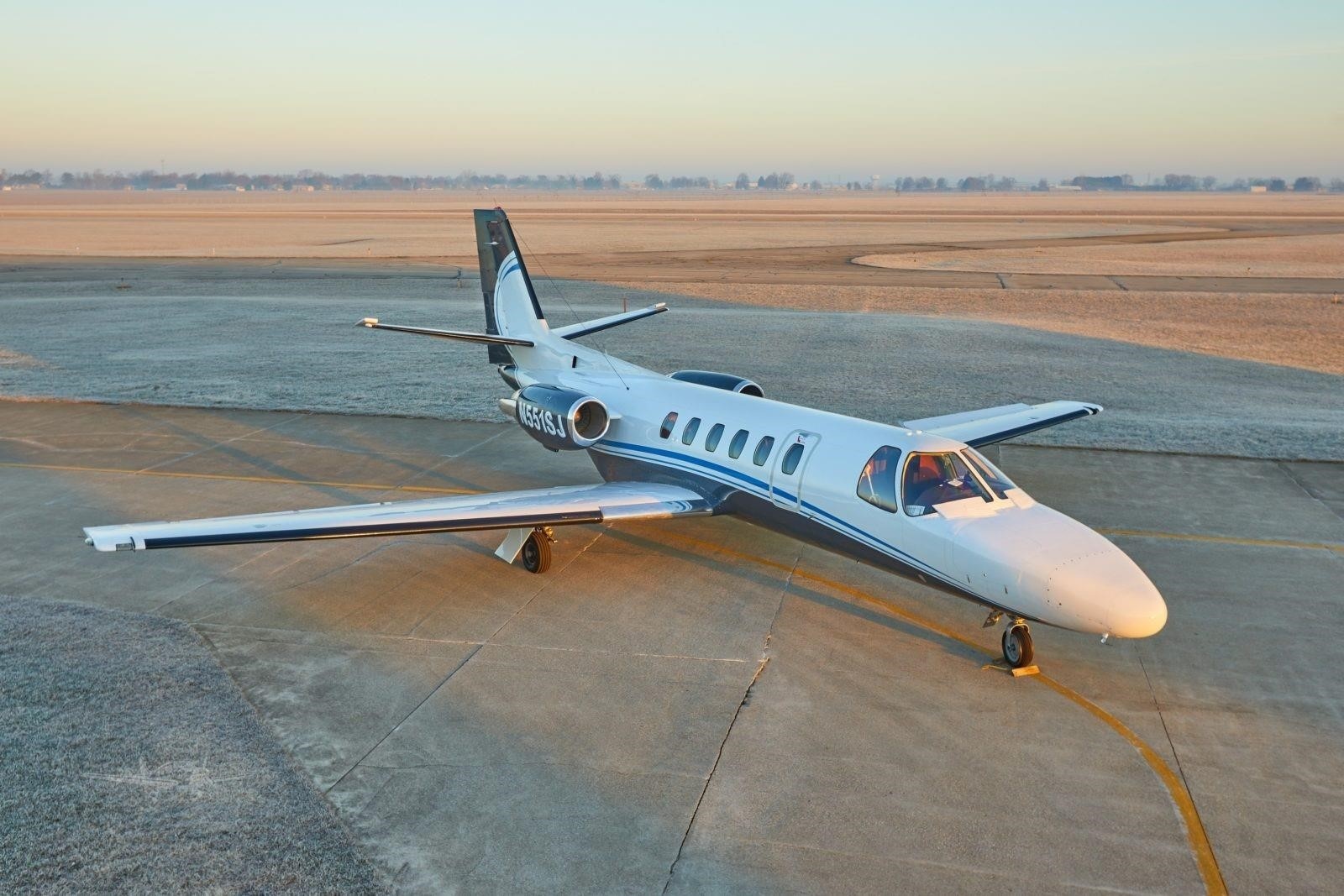 Image of tail N551SJ