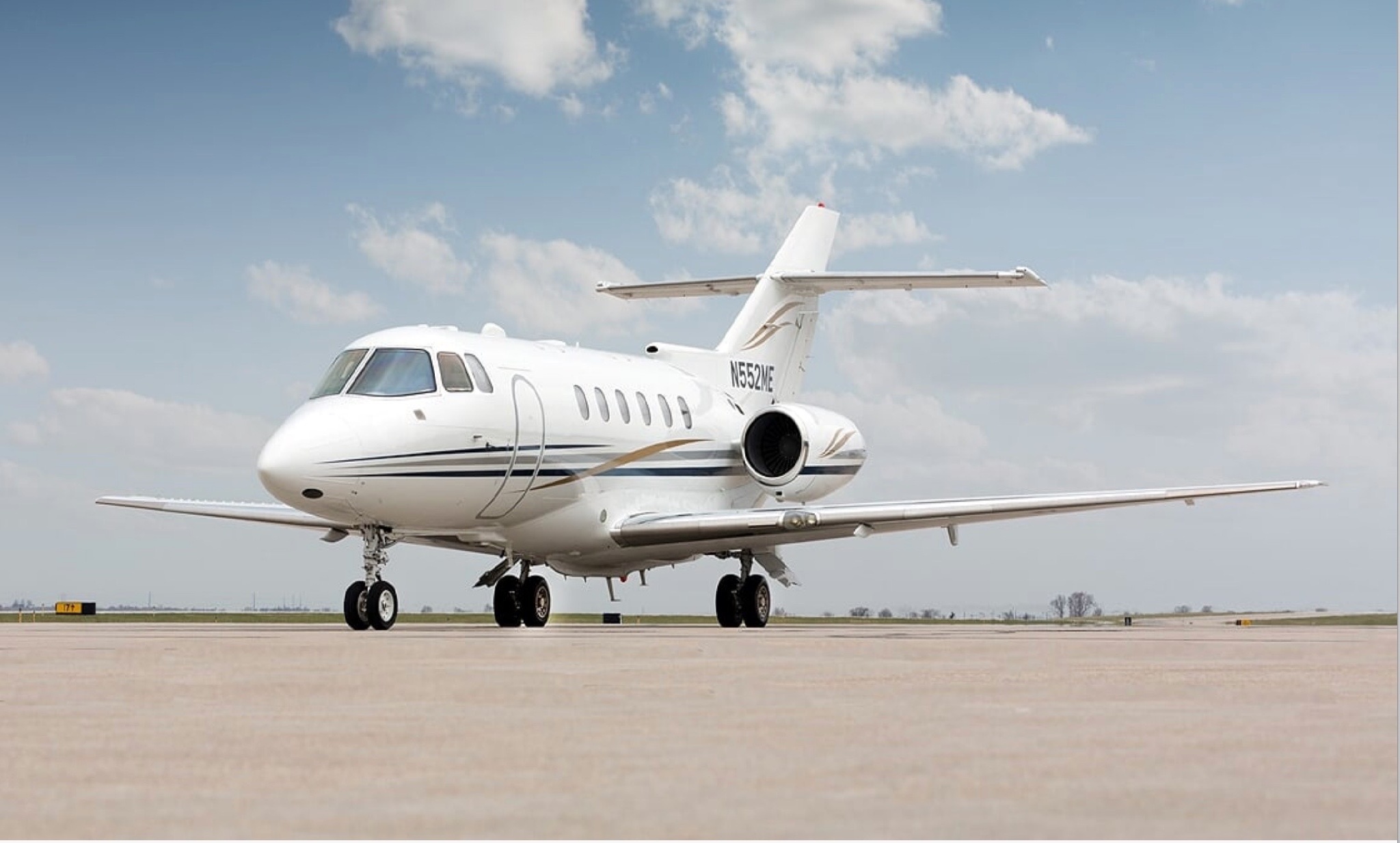 Image of tail N552ME