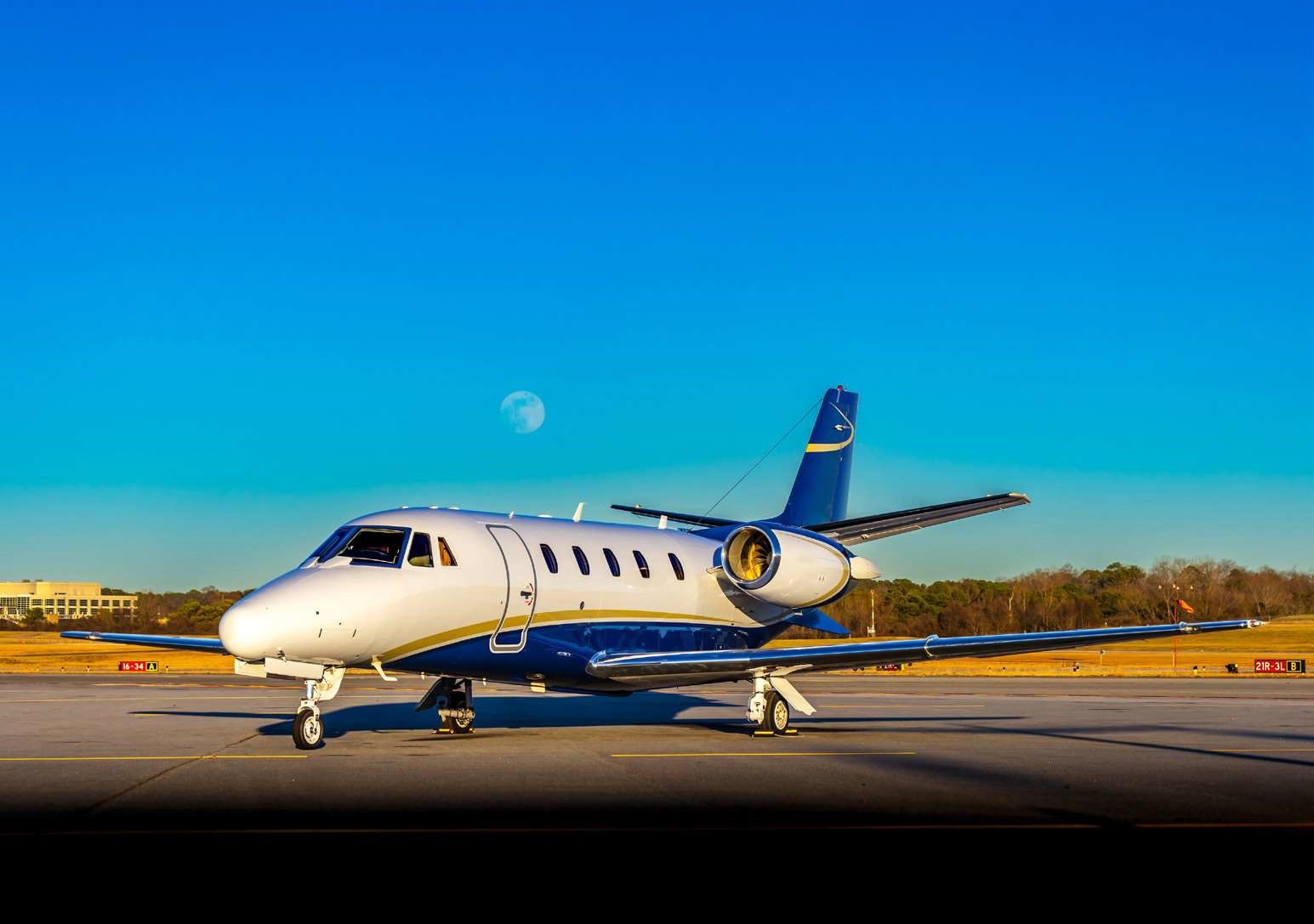 Image of tail N552SC