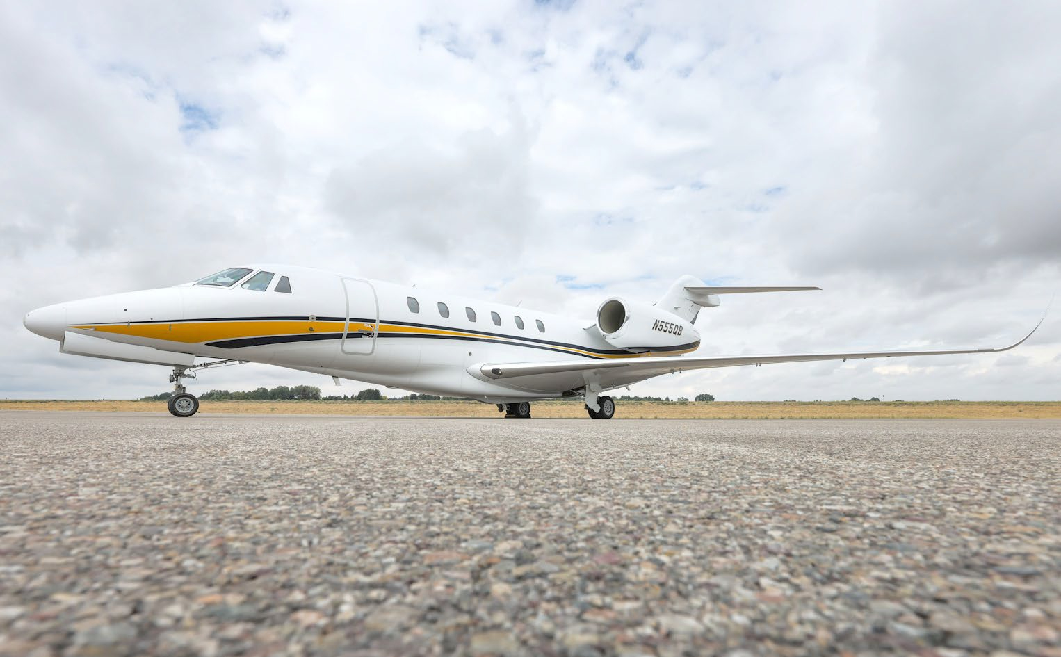 Image of tail N555QB
