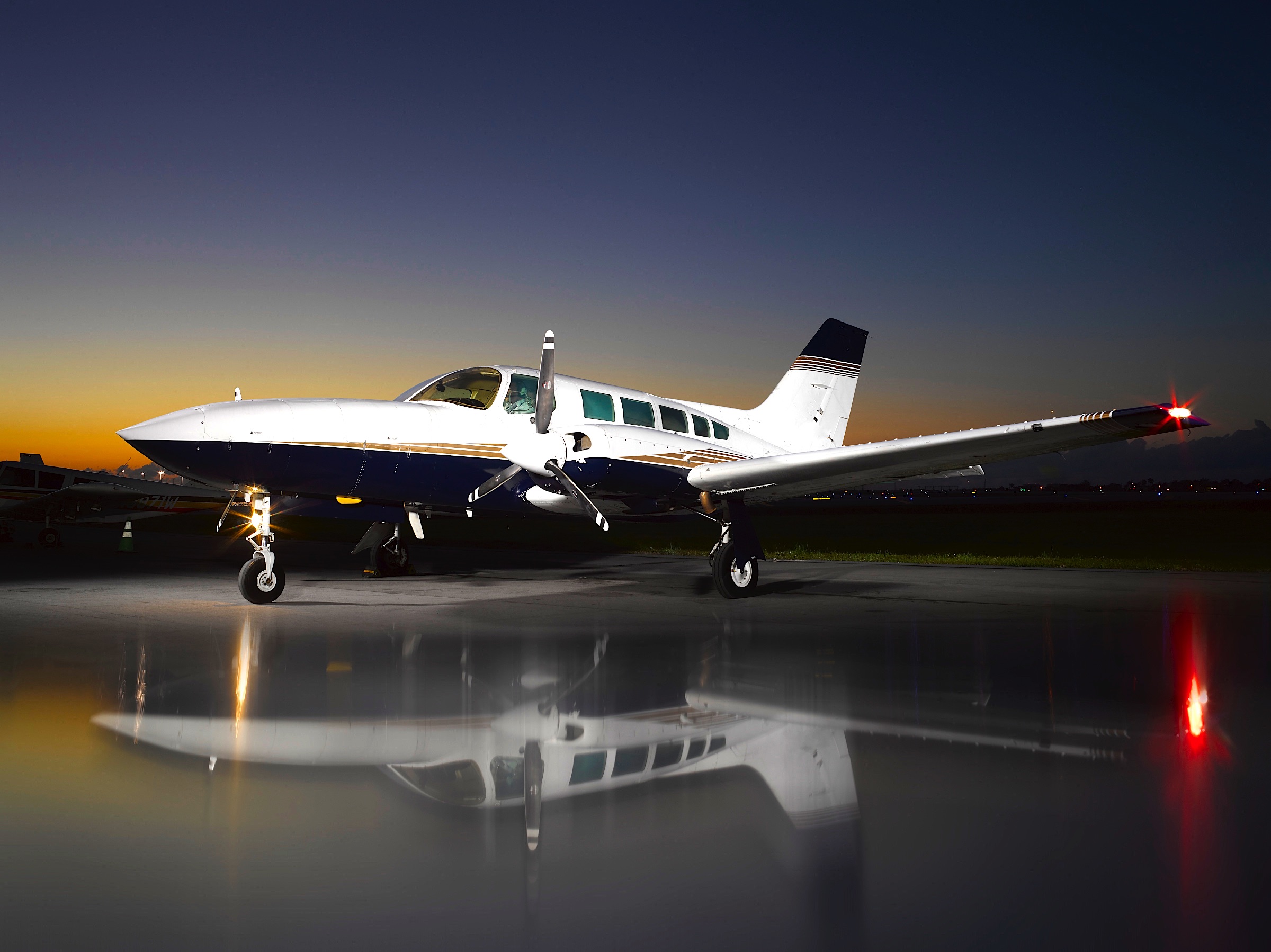 Image of tail N55LP