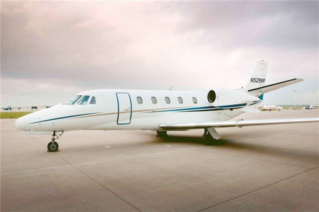 Image of tail N560CR