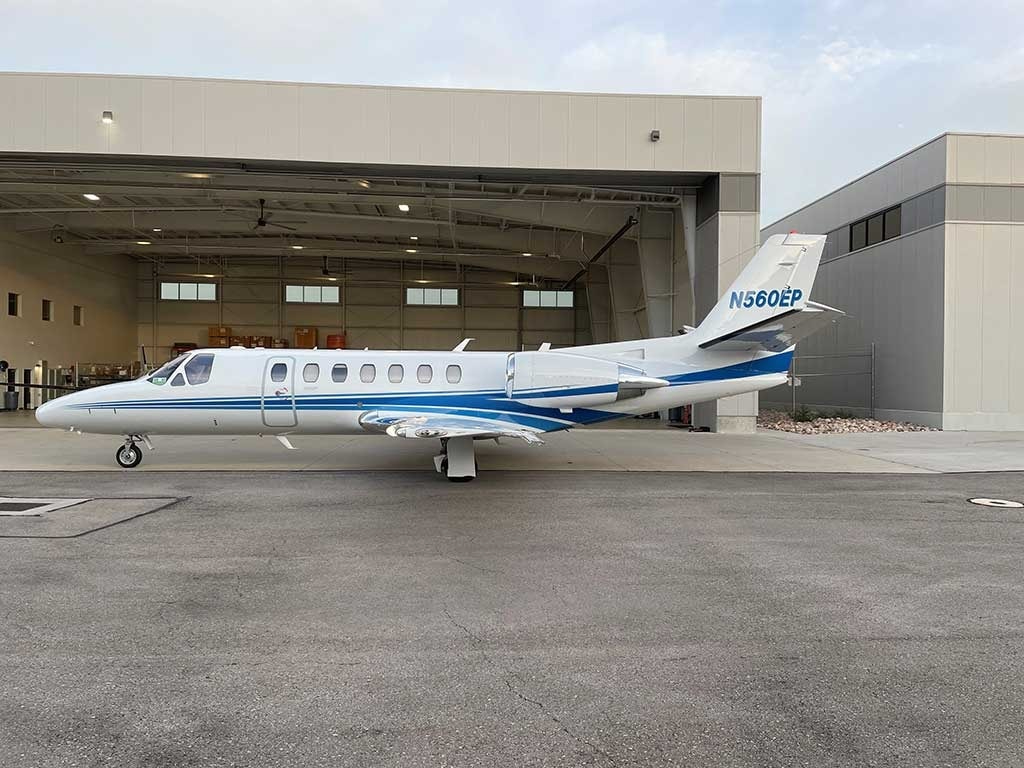 Image of tail N560EP