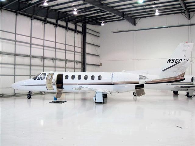 Image of tail N560RM